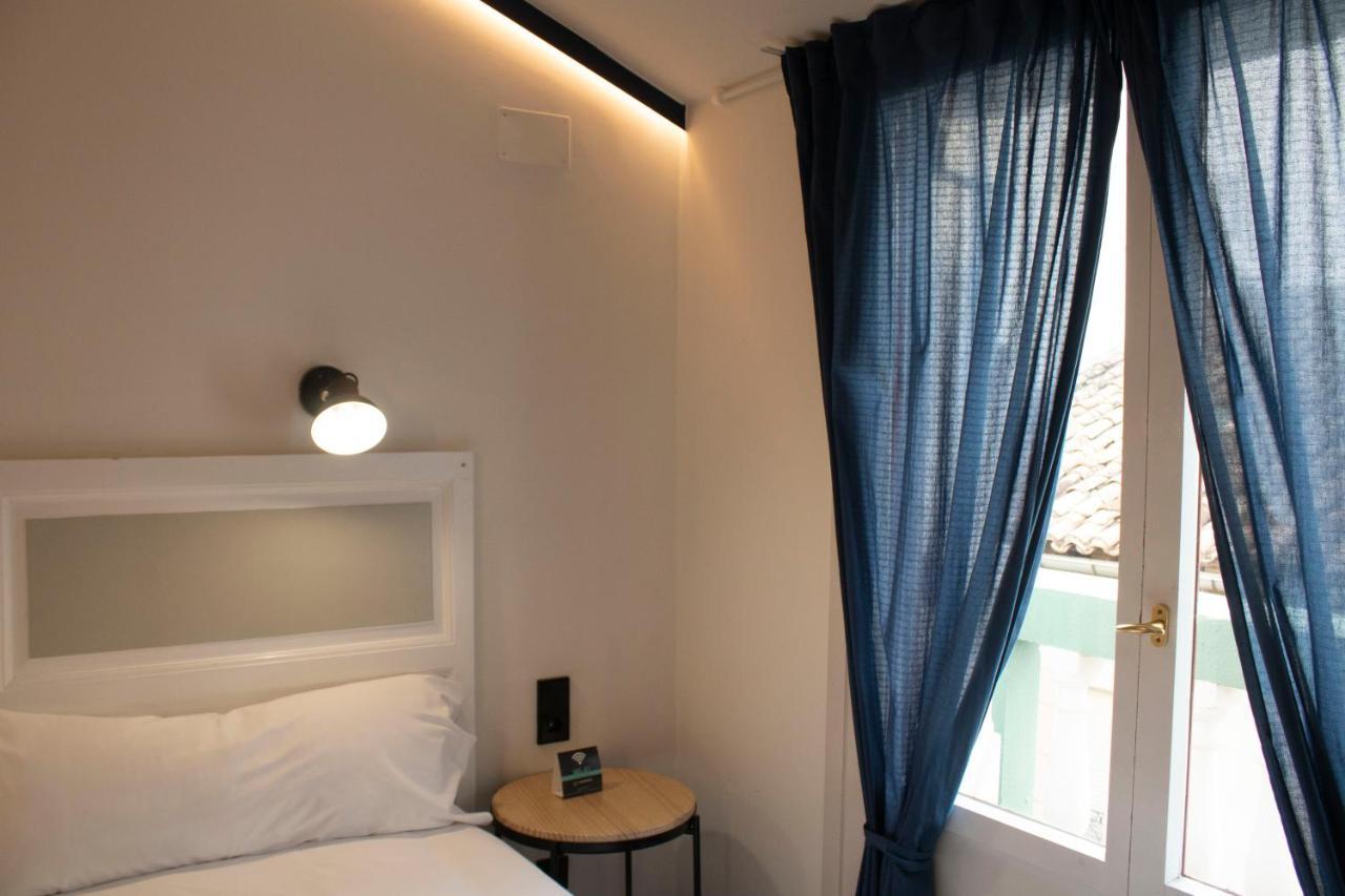 Hotel Alda Jolio Хака Экстерьер фото